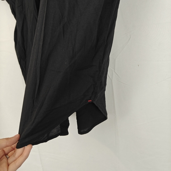 SOLD Xirena Black Channing Button Up Short Sleeve Shirt Size Medium Women's - Picture 9 of 14